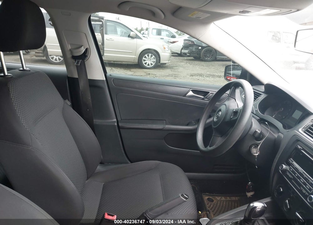 2013 VOLKSWAGEN JETTA VIN: 3VW2K7AJ3DM402128
