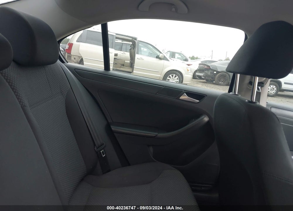 2013 VOLKSWAGEN JETTA VIN: 3VW2K7AJ3DM402128