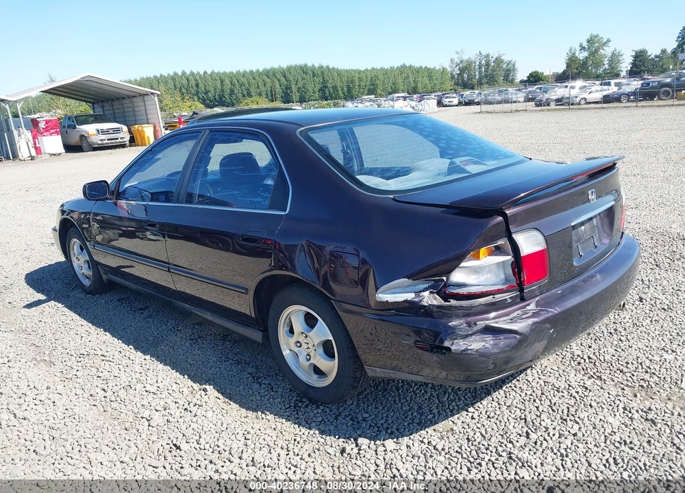 1997 HONDA ACCORD SE VIN: 1HGCD5602VA132430