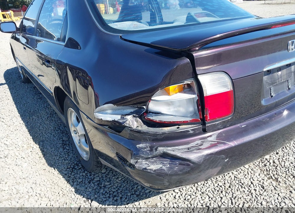 1997 HONDA ACCORD SE VIN: 1HGCD5602VA132430