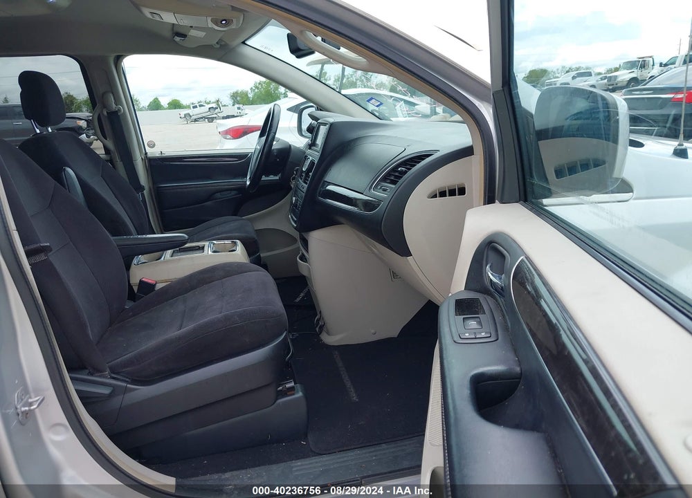 2011 CHRYSLER TOWN & COUNTRY TOURING VIN: 2A4RR5DGXBR667078