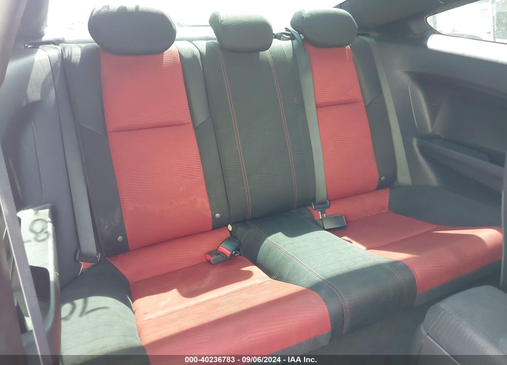 2015 HONDA CIVIC SI VIN: 2HGFG4A5XFH702873