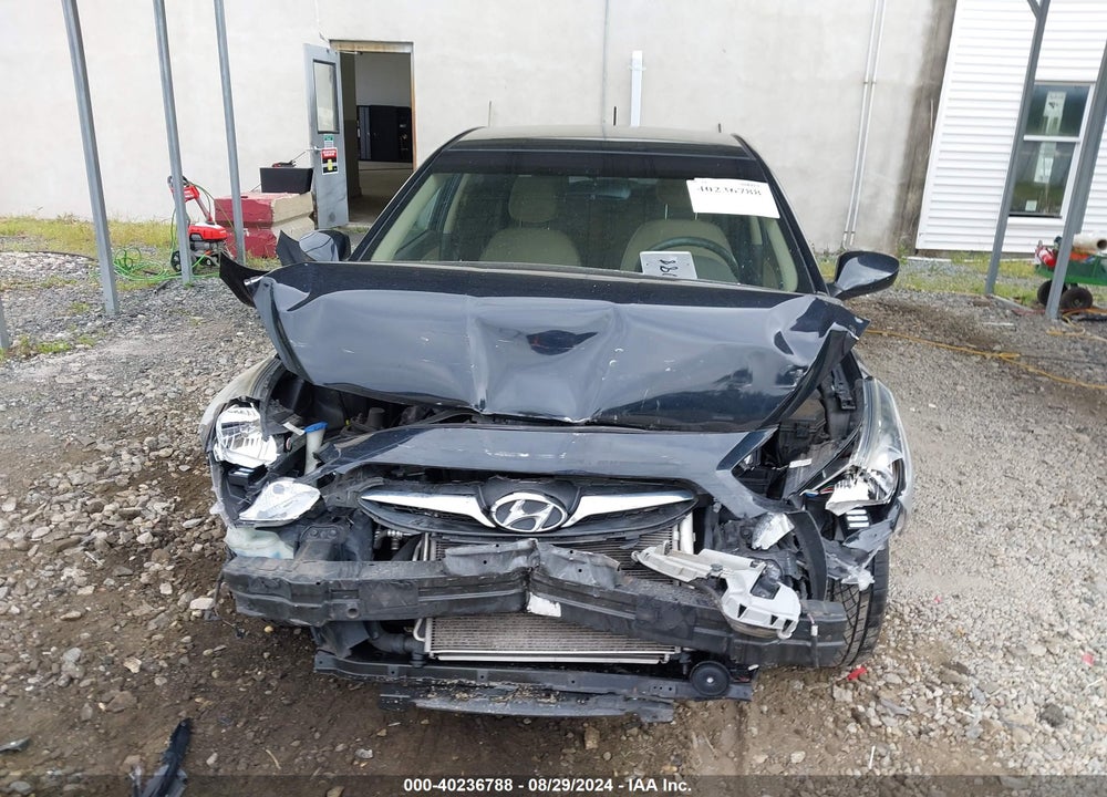 2013 HYUNDAI ACCENT GLS VIN: KMHCU4AE2DU437589
