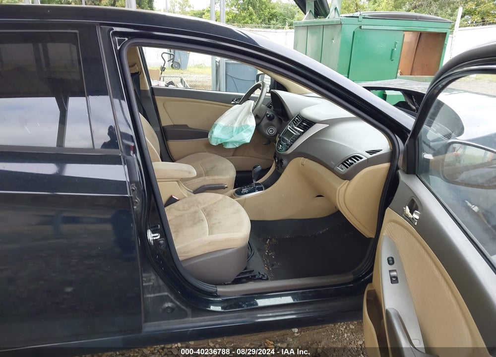 2013 HYUNDAI ACCENT GLS VIN: KMHCU4AE2DU437589