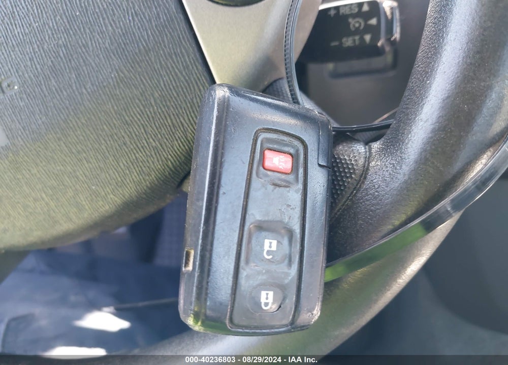 2007 TOYOTA PRIUS VIN: JTDKB20U173207328
