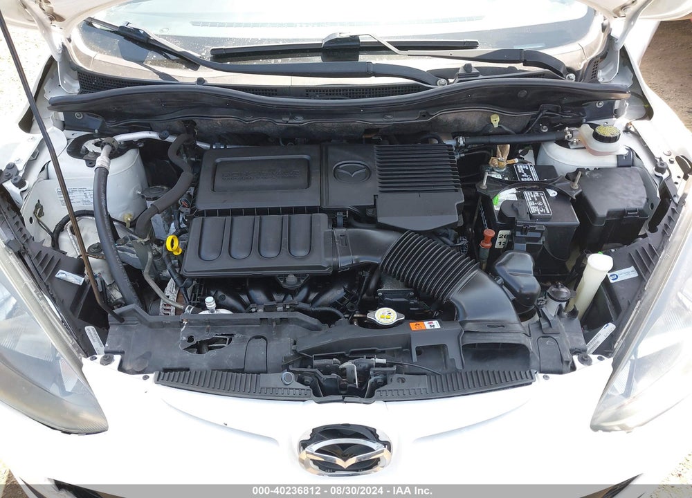 2014 MAZDA 2 SPORT VIN: JM1DE1KZ1E0172081