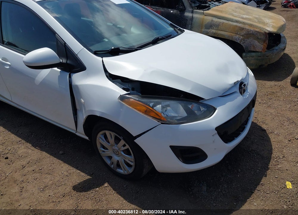 2014 MAZDA 2 SPORT VIN: JM1DE1KZ1E0172081