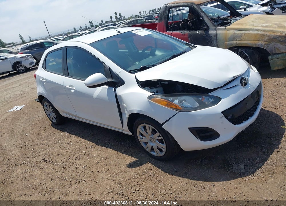 2014 MAZDA 2 SPORT VIN: JM1DE1KZ1E0172081