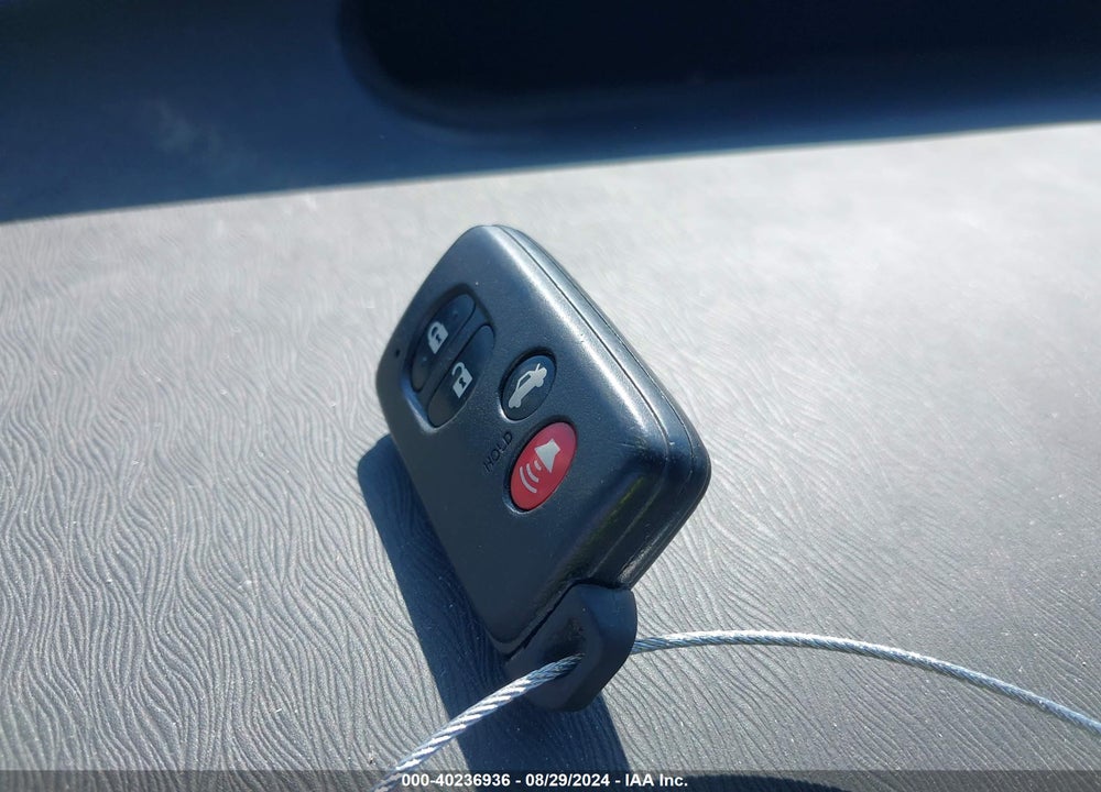 2010 TOYOTA PRIUS III VIN: JTDKN3DU6A0143660