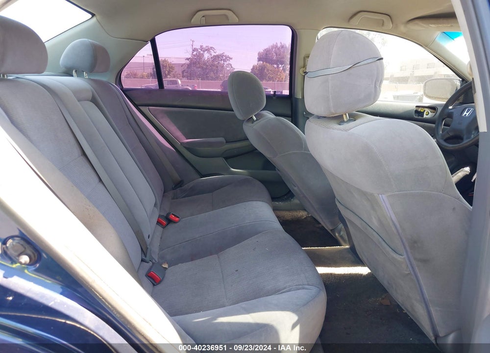 2004 HONDA ACCORD 2.4 LX VIN: JHMCM56324C019538