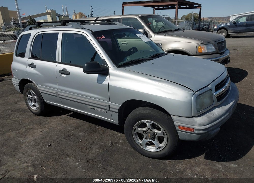 2001 CHEVROLET TRACKER HARD TOP BASE VIN: 2CNBE13C016908717