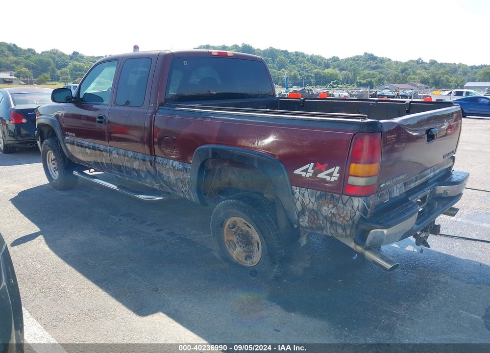 2001 CHEVROLET SILVERADO 2500HD LS VIN: 1GCHK29U61E149659