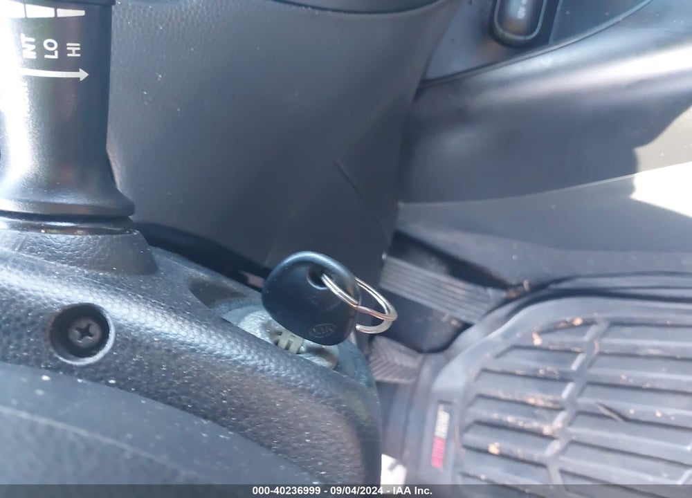 2016 KIA SOUL VIN: KNDJN2A21G7839559