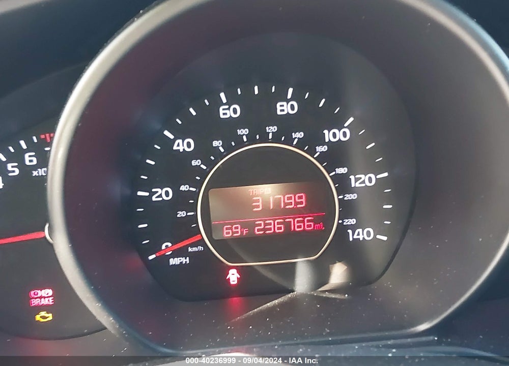 2016 KIA SOUL VIN: KNDJN2A21G7839559