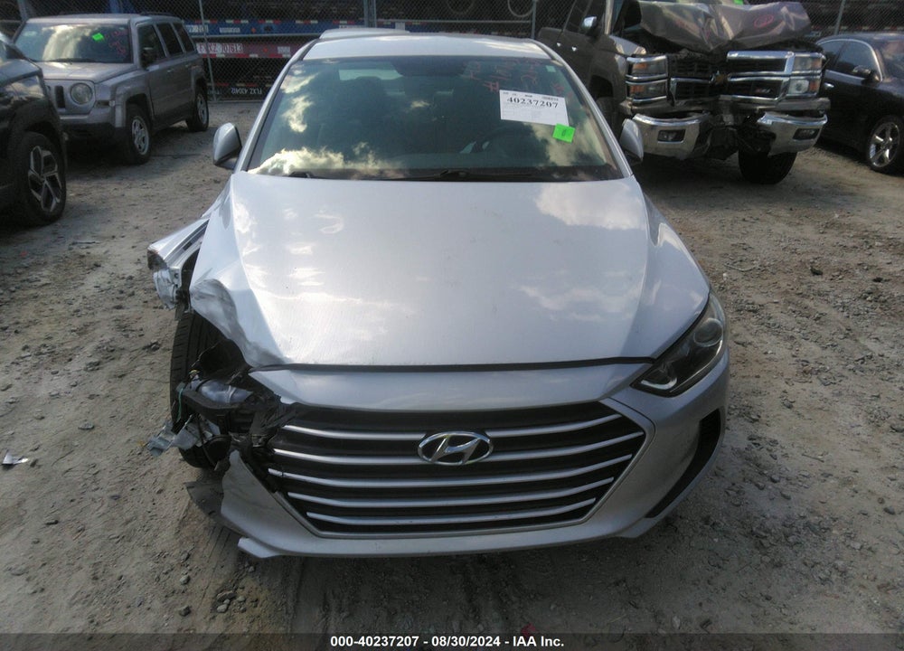 2018 HYUNDAI ELANTRA SEL VIN: 5NPD84LF7JH356211