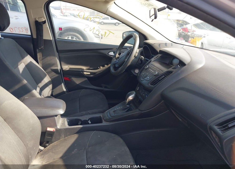 2018 FORD FOCUS SE VIN: 1FADP3K25JL217434