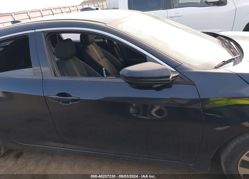 2019 HONDA CIVIC LX VIN: SHHFK7H39KU415591