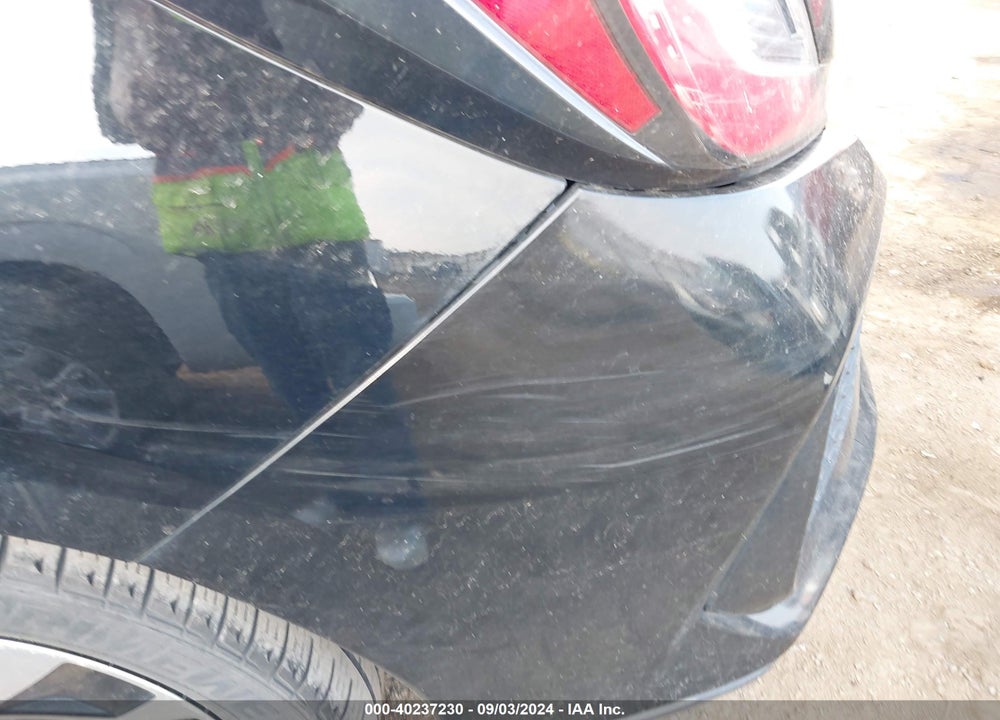 2019 HONDA CIVIC LX VIN: SHHFK7H39KU415591