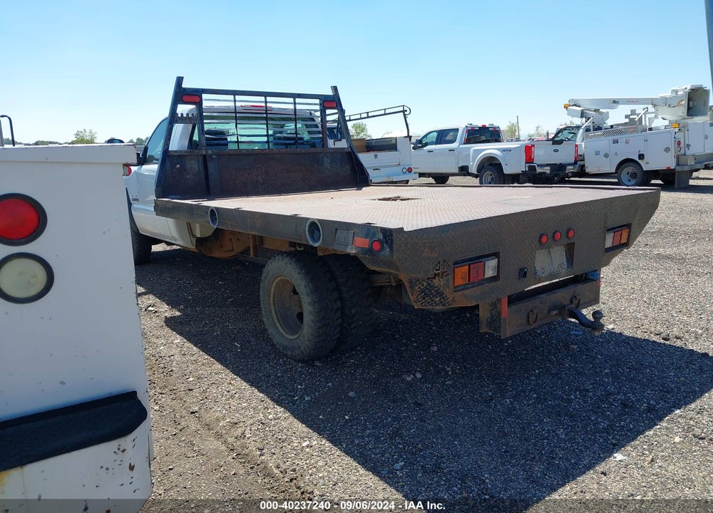 2006 CHEVROLET SILVERADO 3500 WT VIN: 1GBJC34D66E211102