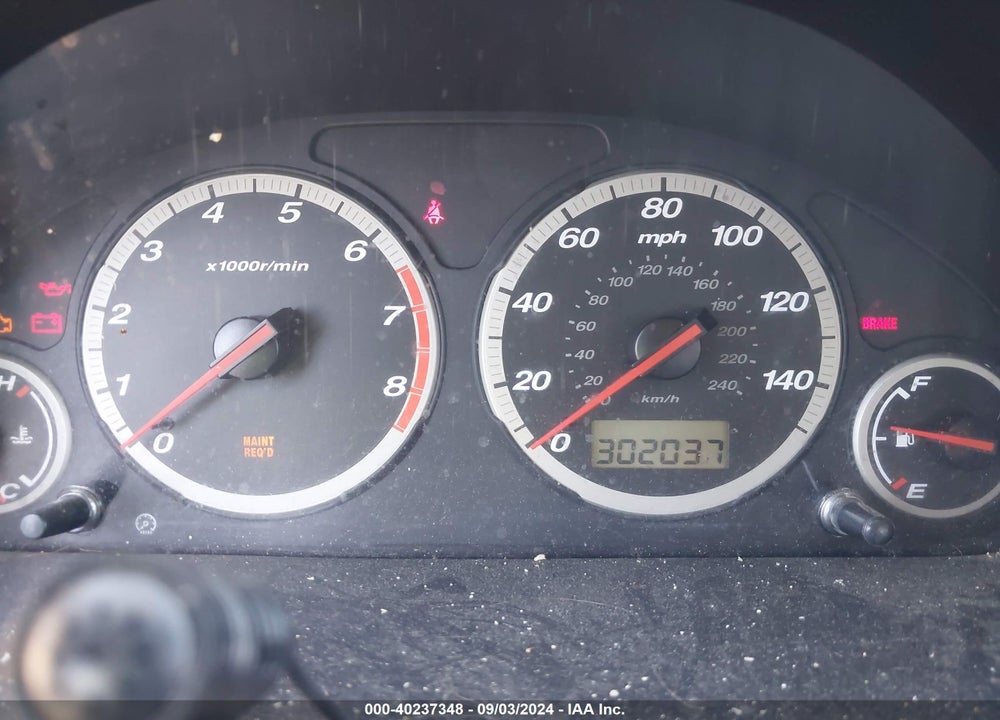 2002 HONDA CR-V LX VIN: JHLRD77402C045862