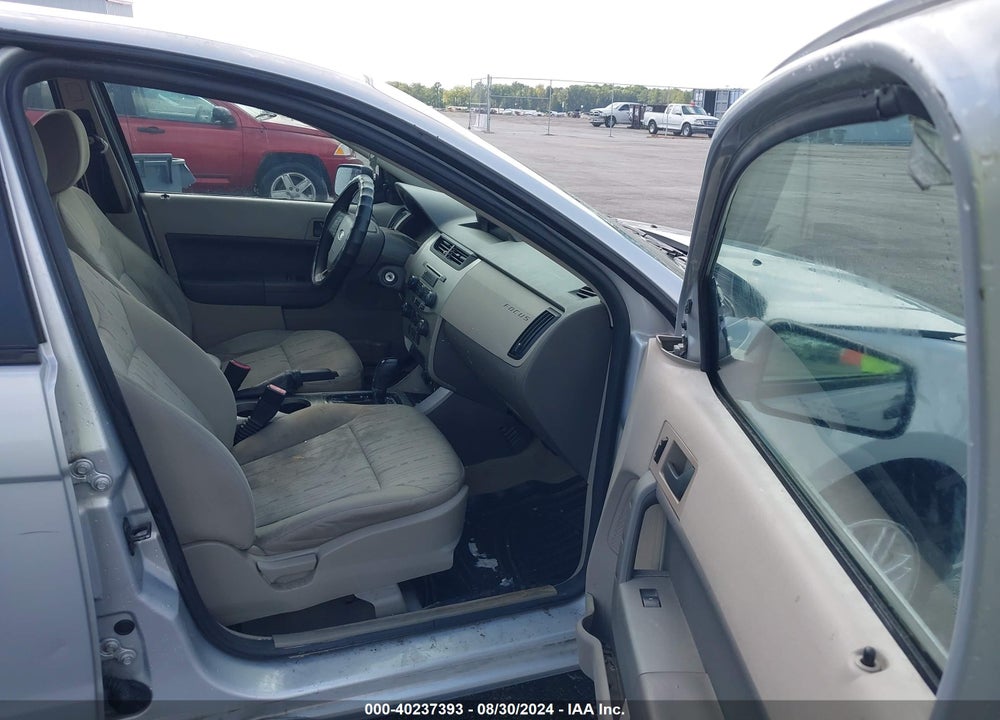 2008 FORD FOCUS SE/SES VIN: 1FAHP35N58W254693
