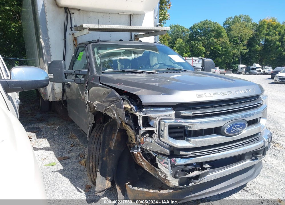 2022 FORD F-550 CHASSIS XL VIN: 1FDUF5GNXNEE70539
