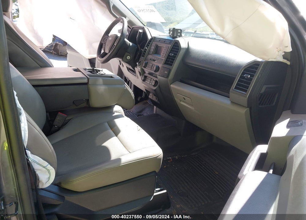 2022 FORD F-550 CHASSIS XL VIN: 1FDUF5GNXNEE70539