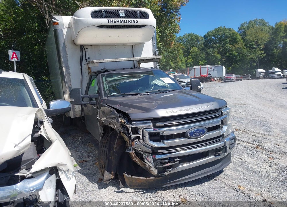 2022 FORD F-550 CHASSIS XL VIN: 1FDUF5GNXNEE70539