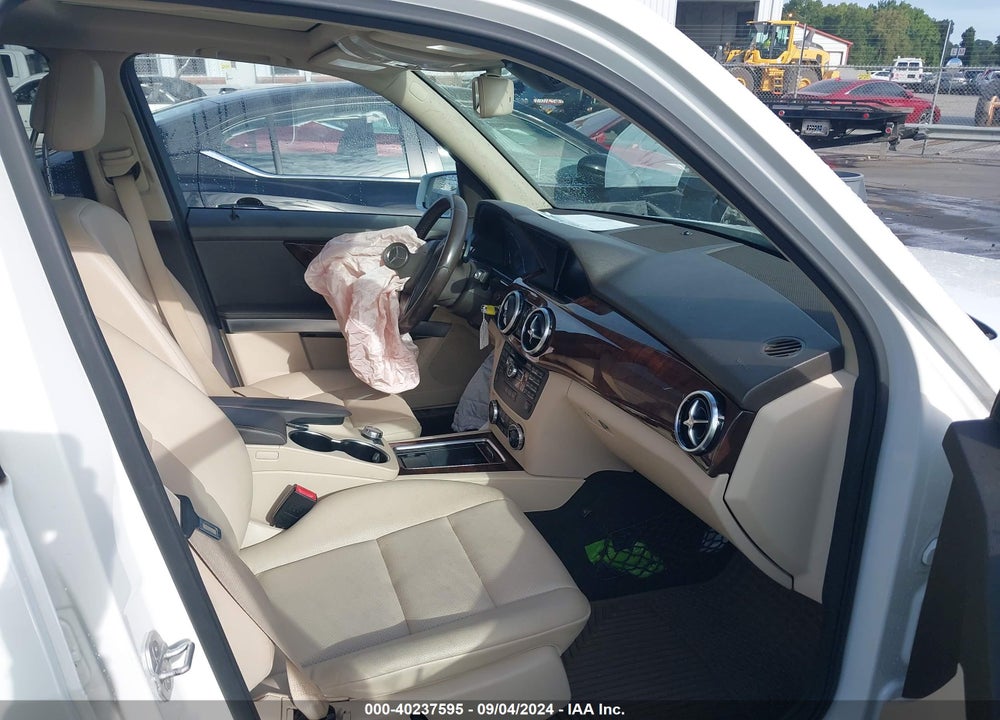 2015 MERCEDES-BENZ GLK 350 4MATIC VIN: WDCGG8JB1FG350983