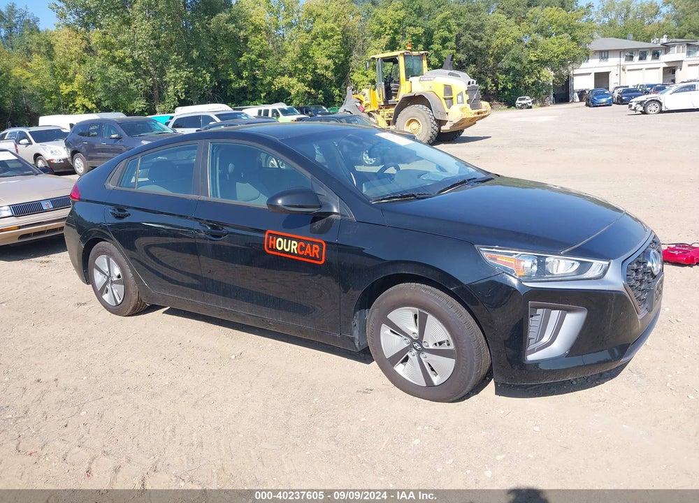 2021 HYUNDAI IONIQ HYBRID BLUE VIN: KMHC65LC4MU261575