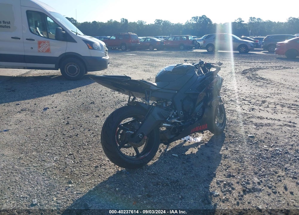 2015 YAMAHA YZFR6 VIN: JYARJ16E8FA034523