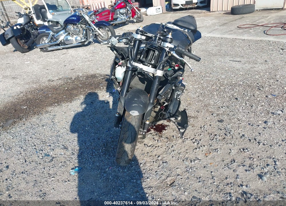 2015 YAMAHA YZFR6 VIN: JYARJ16E8FA034523