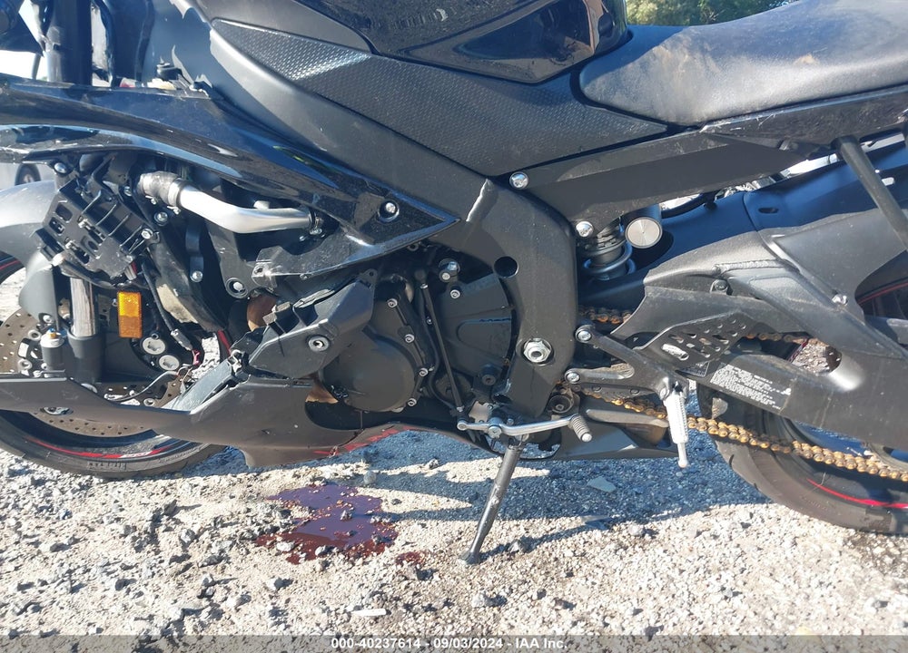 2015 YAMAHA YZFR6 VIN: JYARJ16E8FA034523