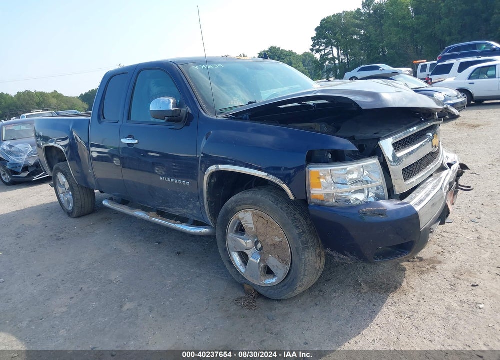 2011 CHEVROLET SILVERADO 1500 LT VIN: 1GCRKSE39BZ463060