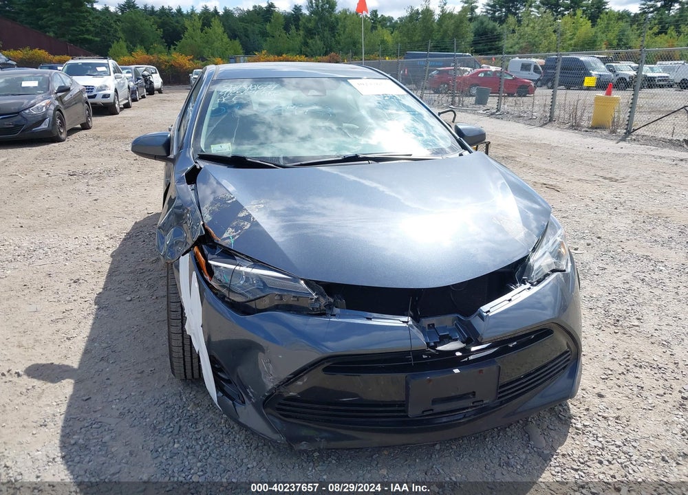 2018 TOYOTA COROLLA LE VIN: 2T1BURHE7JC045221