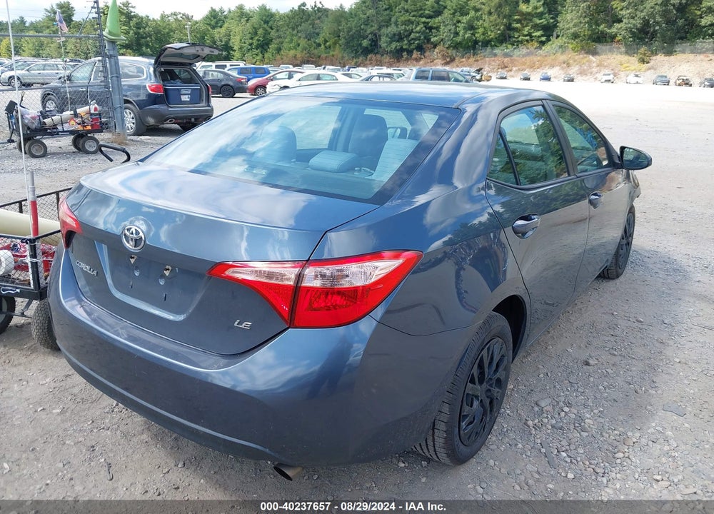 2018 TOYOTA COROLLA LE VIN: 2T1BURHE7JC045221