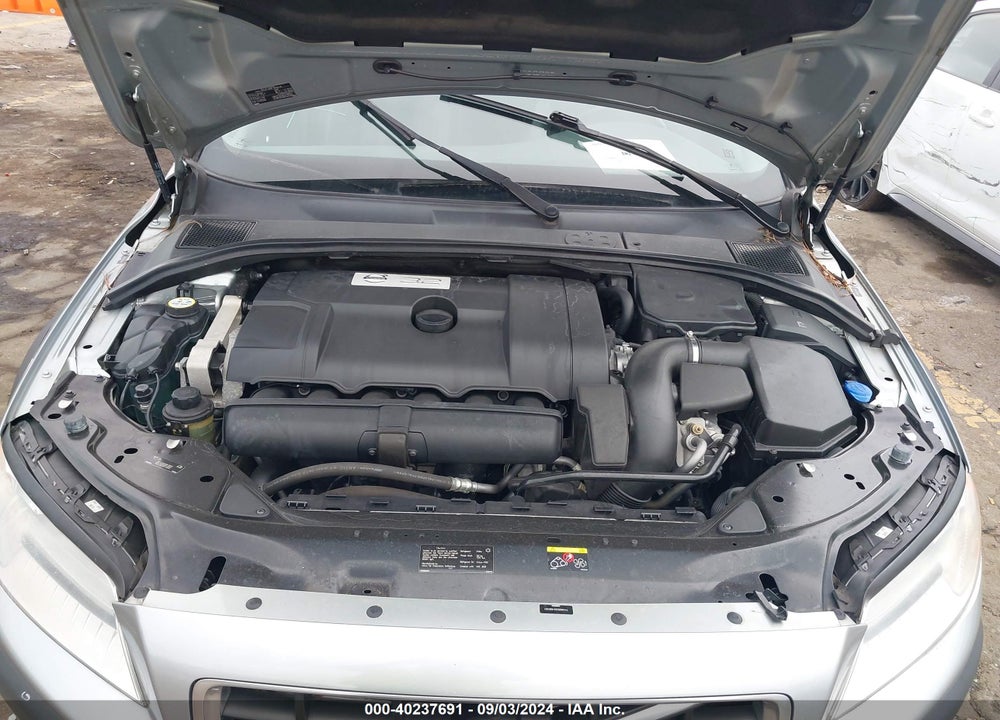 2010 VOLVO XC70 3.2 VIN: YV4982BZ0A1084031