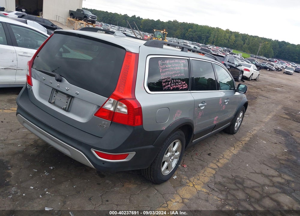 2010 VOLVO XC70 3.2 VIN: YV4982BZ0A1084031