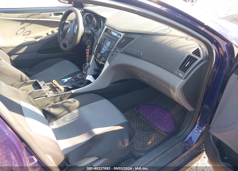 2014 HYUNDAI SONATA GLS VIN: 5NPEB4AC8EH838528