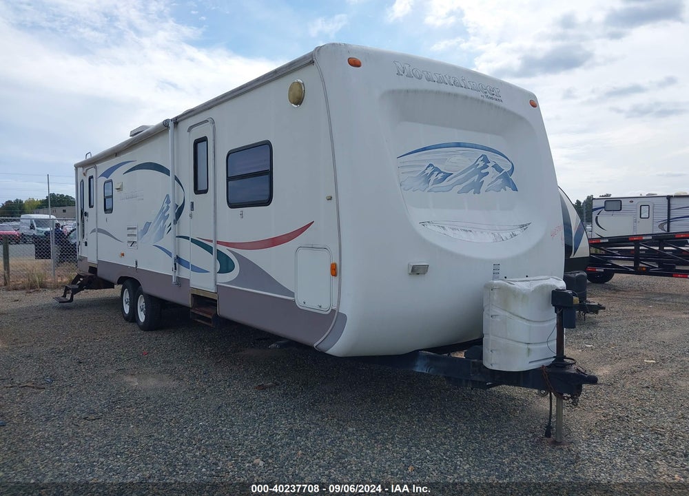 2004 KEYSTONE RV MOUNTAINEER VIN: 4YDT335224F701848