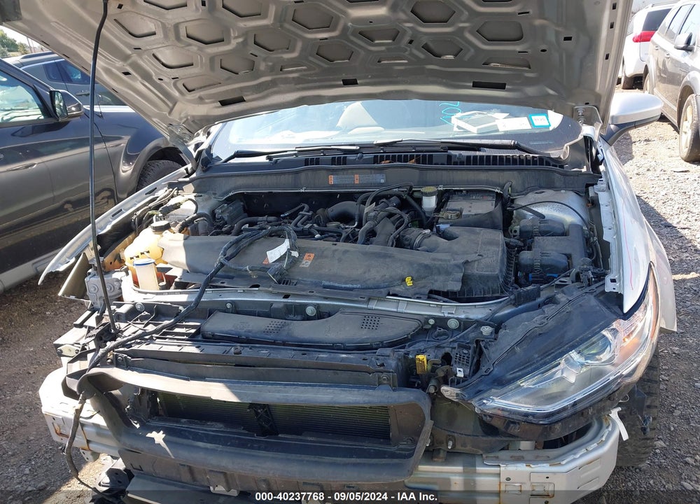 2019 FORD FUSION SE VIN: 3FA6P0HD6KR136493