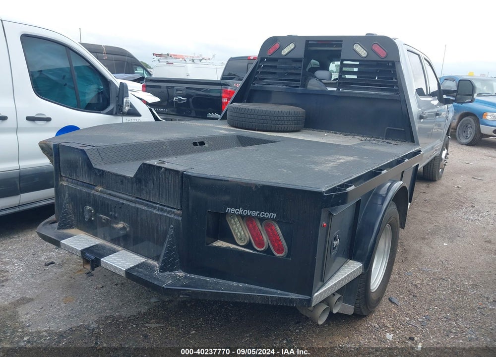 2023 FORD F-350 XLT VIN: 1FT8W3DT2PEC34824