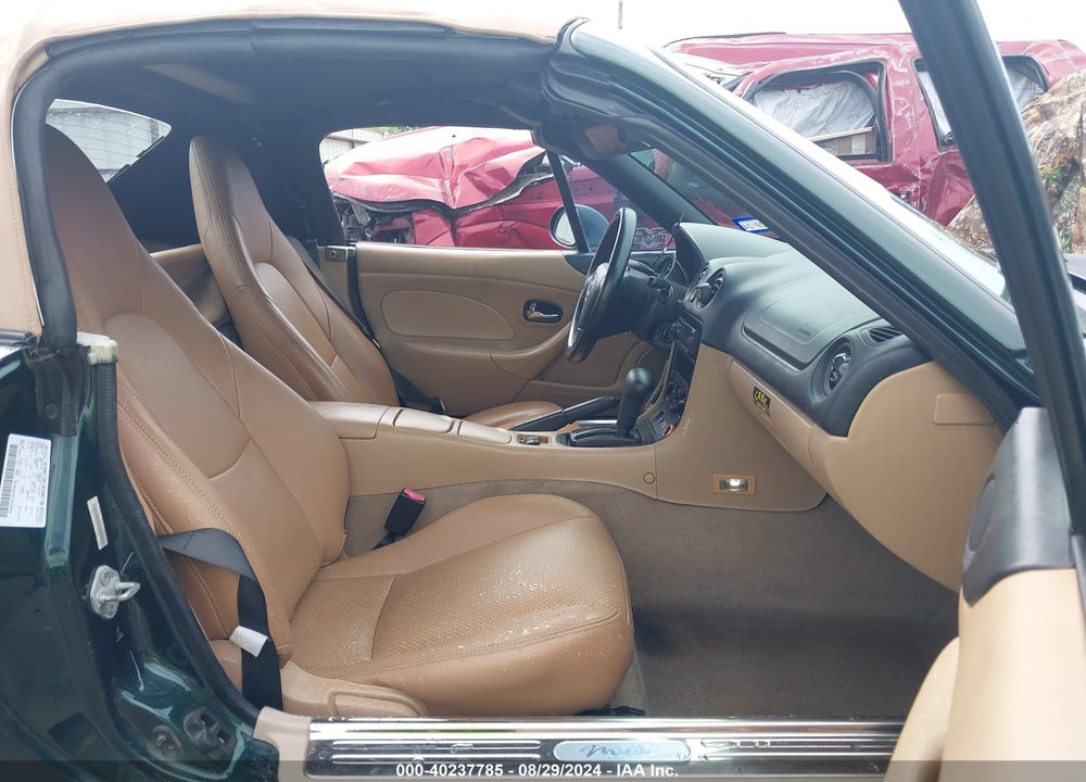 2001 MAZDA MX-5 MIATA LS/SPECIAL EDITION VIN: JM1NB353310218648