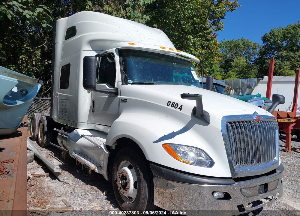 2018 INTERNATIONAL LT VIN: 3HSDZAPR7JN756121