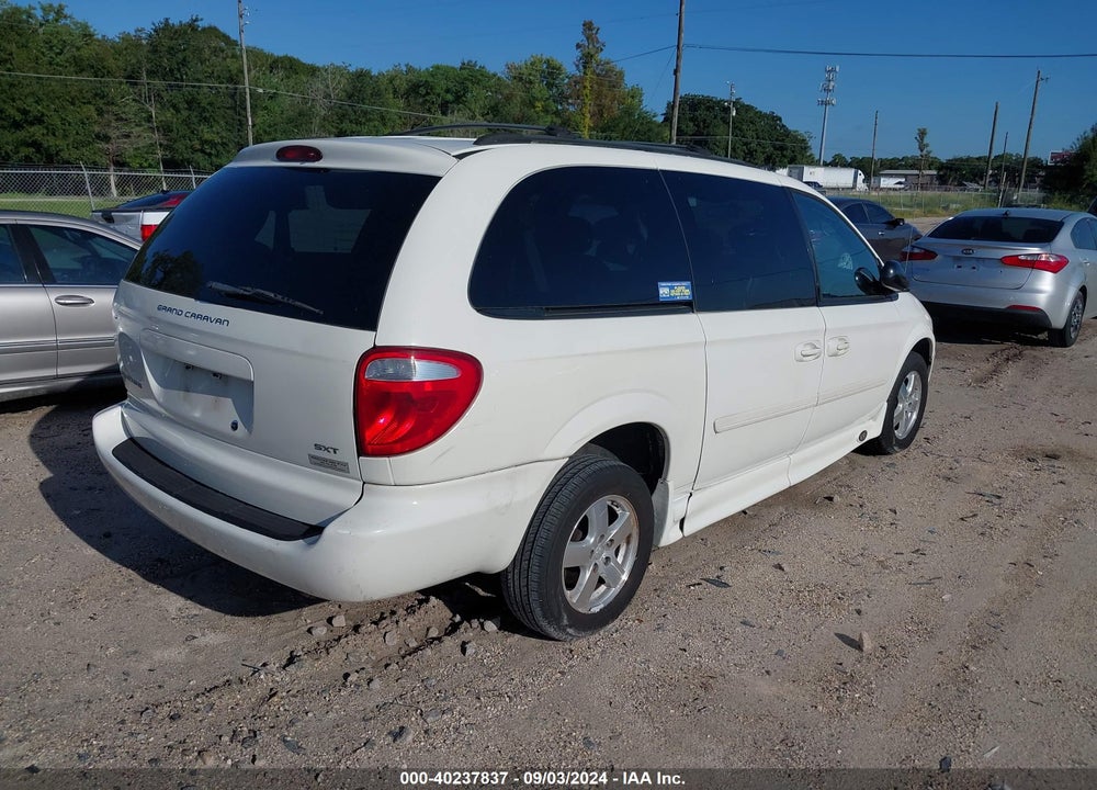 2007 DODGE GRAND CARAVAN SXT VIN: 2D4GP44LX7R282978