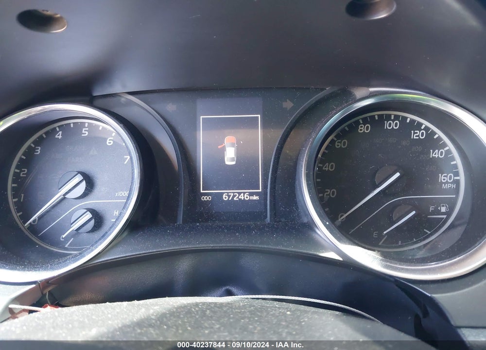2019 TOYOTA CAMRY SE VIN: 4T1B11HKXKU200618