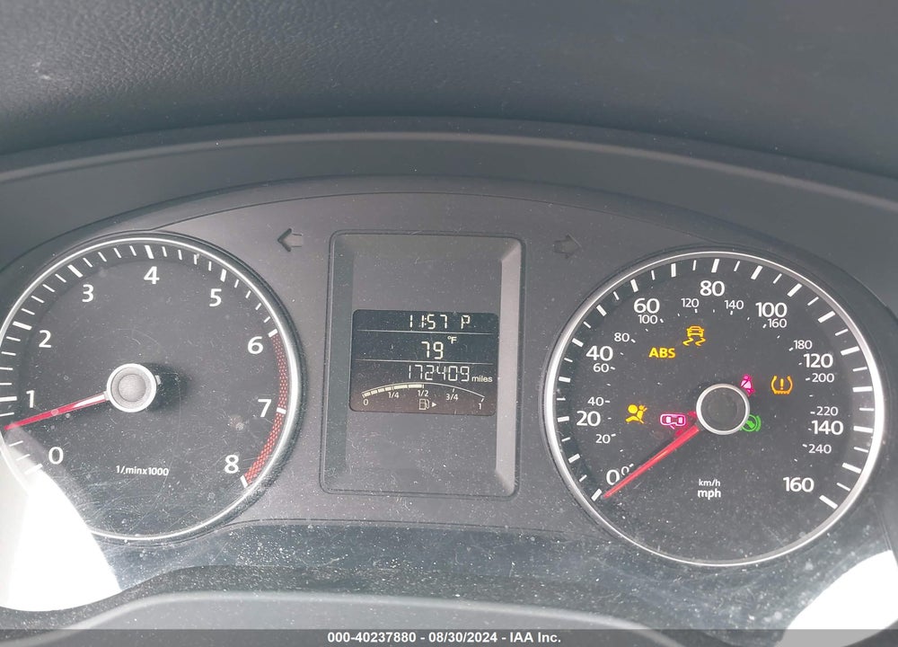 2013 VOLKSWAGEN JETTA 2.5L SE VIN: 3VWDP7AJXDM215558