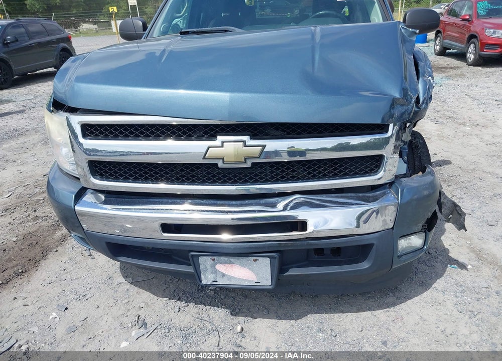 2011 CHEVROLET SILVERADO 1500 LT VIN: 1GCRCSE01BZ280626