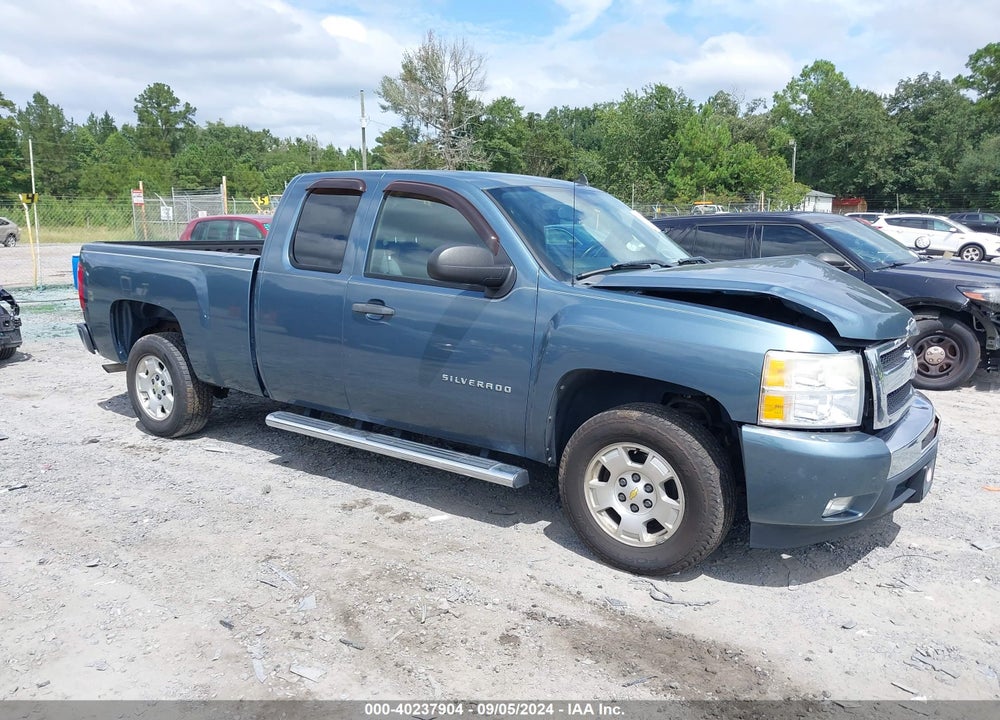2011 CHEVROLET SILVERADO 1500 LT VIN: 1GCRCSE01BZ280626