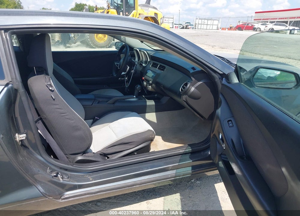 2010 CHEVROLET CAMARO 1LT VIN: 2G1FB1EV4A9206484